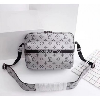 Fake Luxury Louis vuitton monogram canvas messenger 43845 silver GL01796